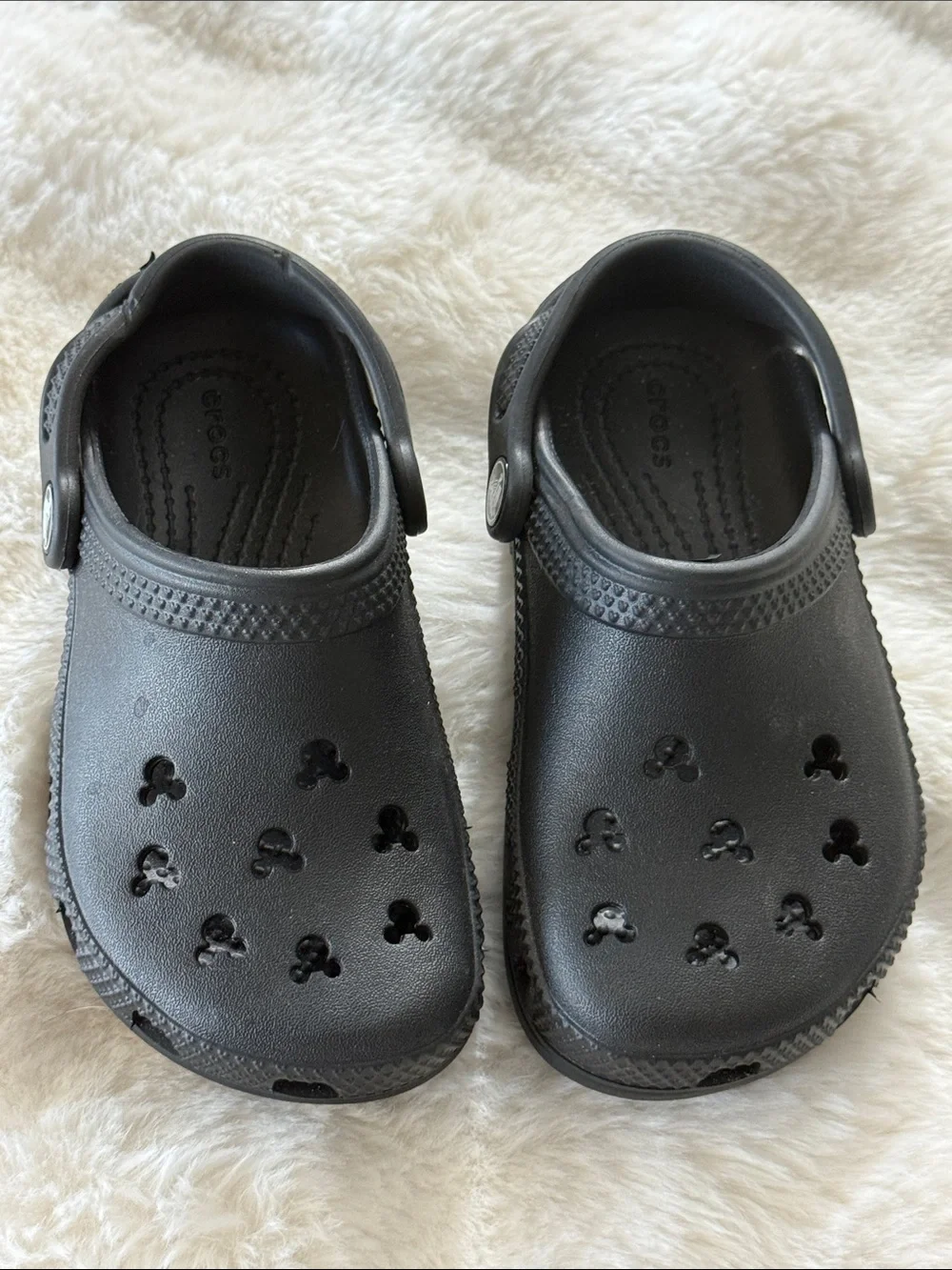 CROCS Disney Parks Mickey Ear Cutout Kids Black Classic Clogs